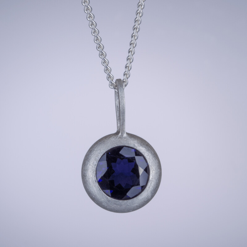 Kette "BlingBling" midi mit Iolith (blaugrau-lila)