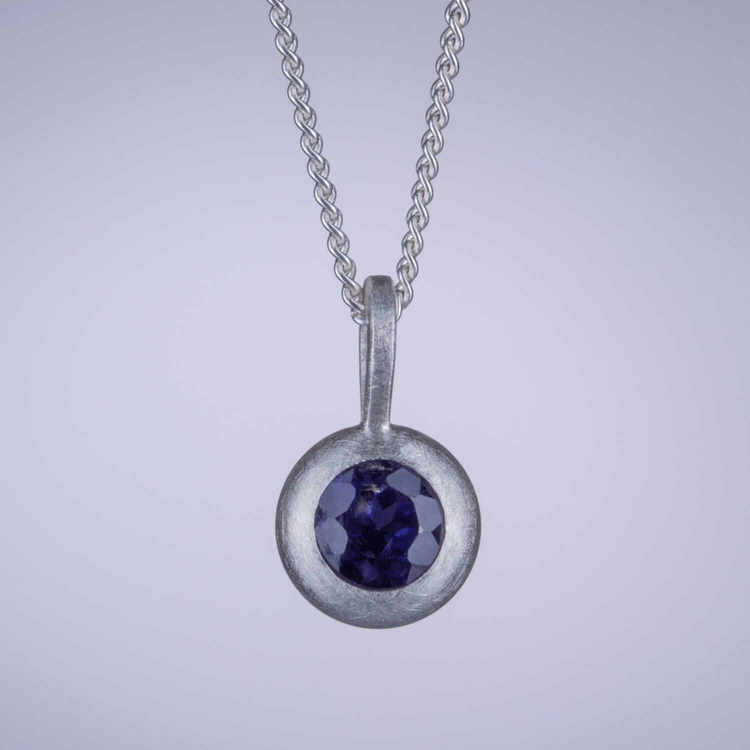 Kette Kette "BlingBling" mini mit Iolith (graublau-lila)