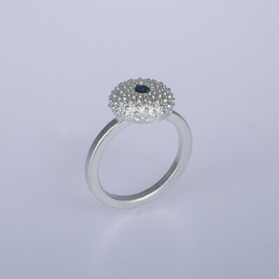 Ring "Seeigel" mini mit London-Topas
