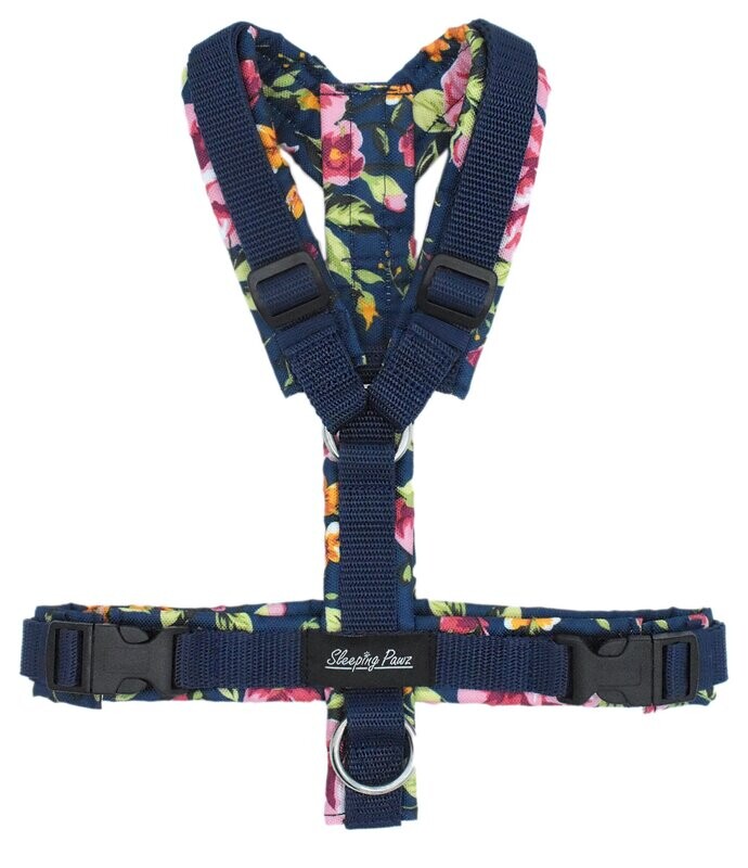 Gr. S Shining Roses Blue x Marineblau