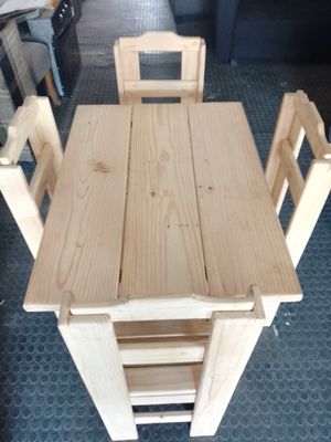 Pine Table + 4 Chairs.