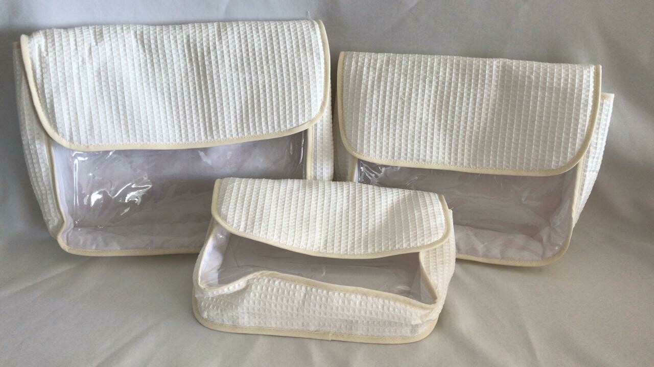 SET DE 3 PIEZAS EN PIQUE COLOR BEIGE