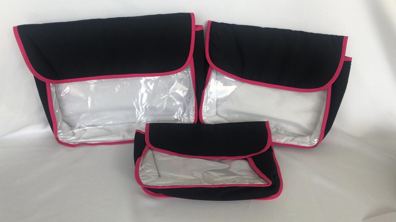 SET DE 3 PIEZAS EN TELA DE JEANS CON RIBETE FUCSIA