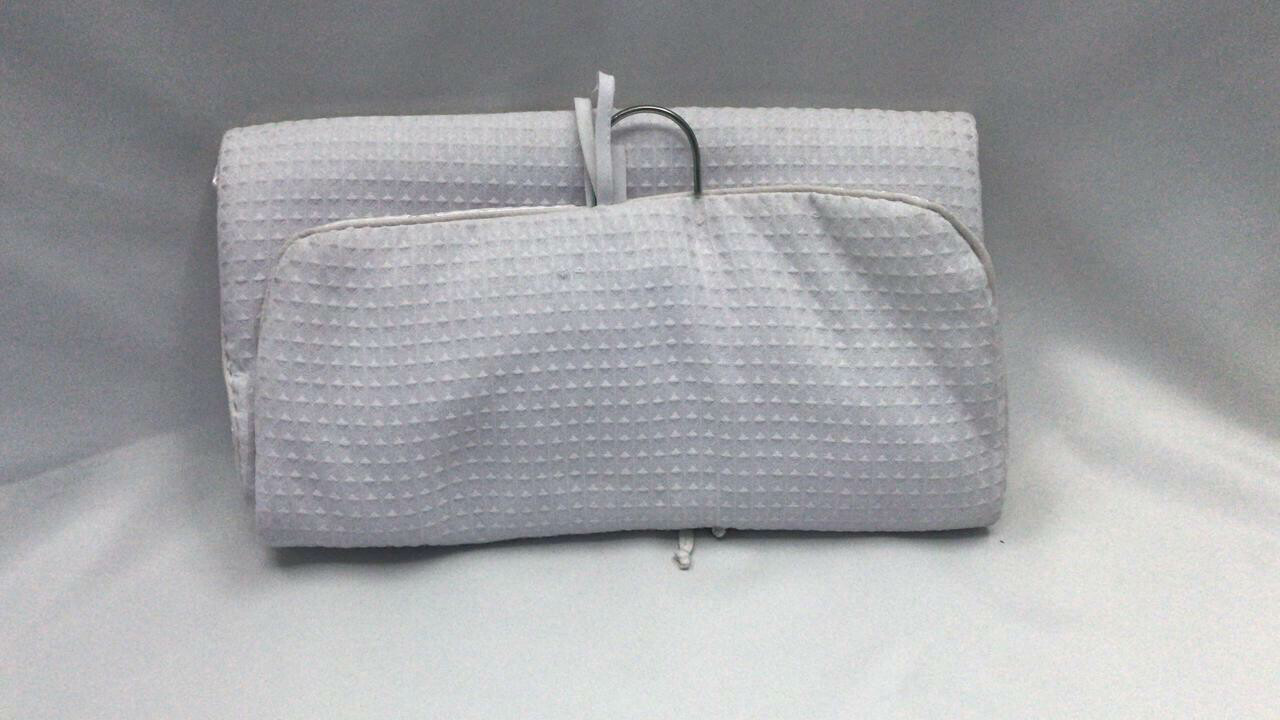 ORGANIZADOR CON GANCHO CHICO EN TELA PIQUE COLOR BLANCO