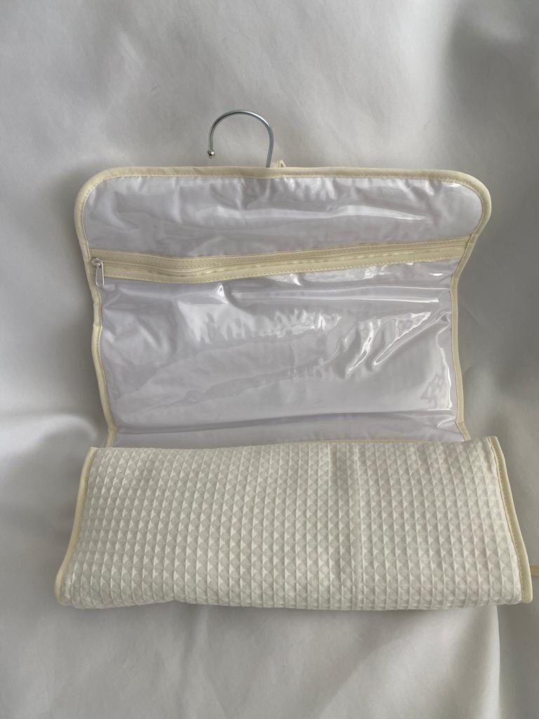 ORGANIZADOR CON GANCHO CHICO EN TELA PIQUE COLOR BEIGE