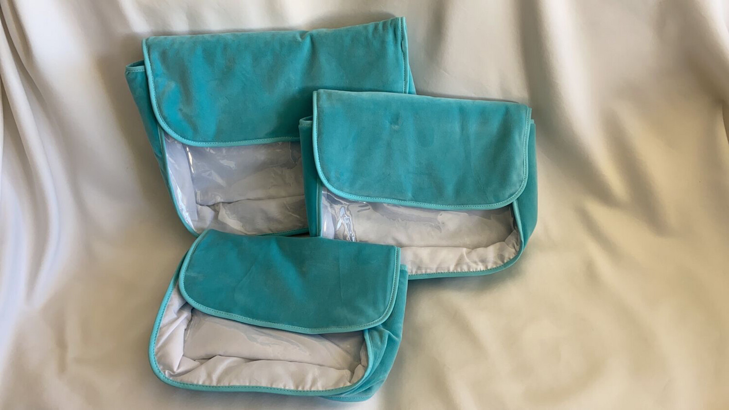 SET DE 3 PIEZAS EN TELA ESTAMPADA