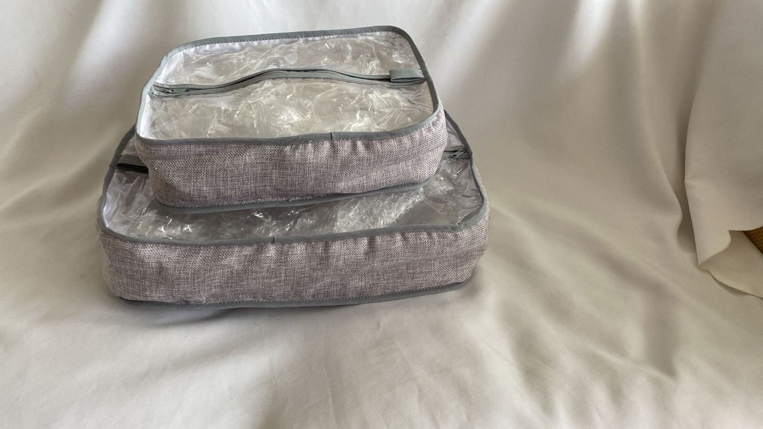 SET DE 2 PIEZAS EN TELA ESTAMPADA
