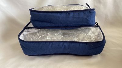 SET DE 2 PIEZAS EN TELA ESTAMPADA