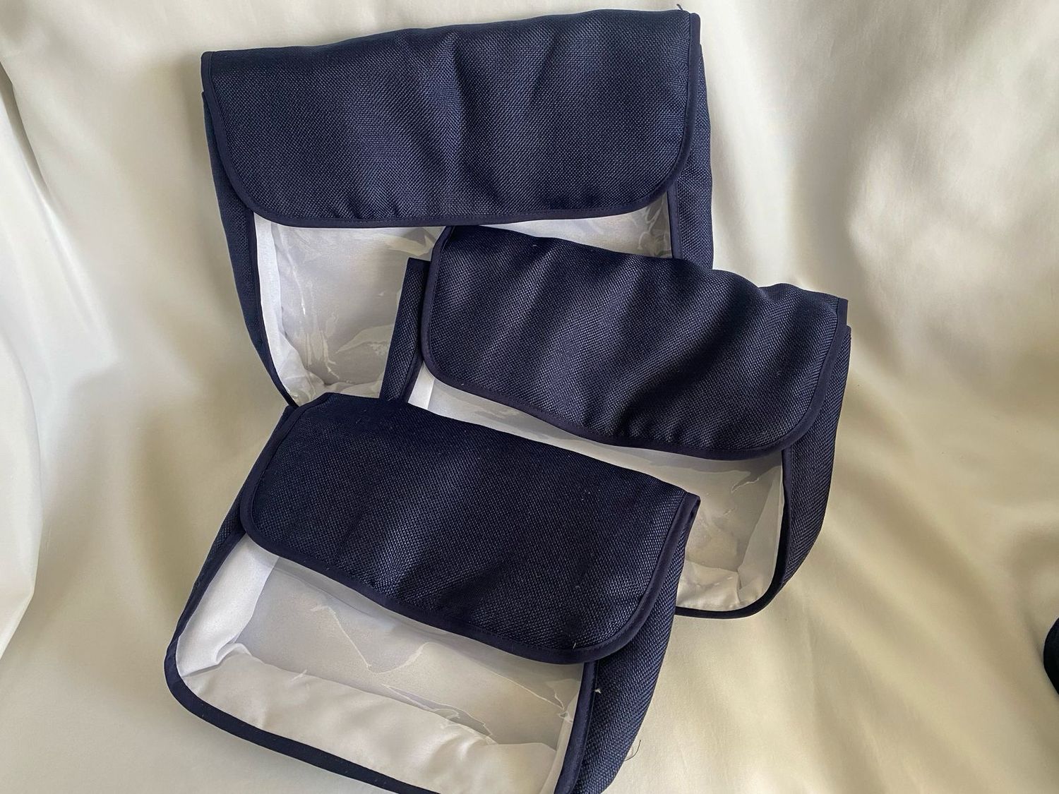 SET DE 3 PIEZAS EN TELA ESTAMPADA
