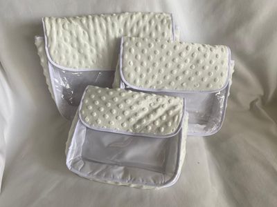 SET DE 3 PIEZAS EN TELA ESTAMPADA