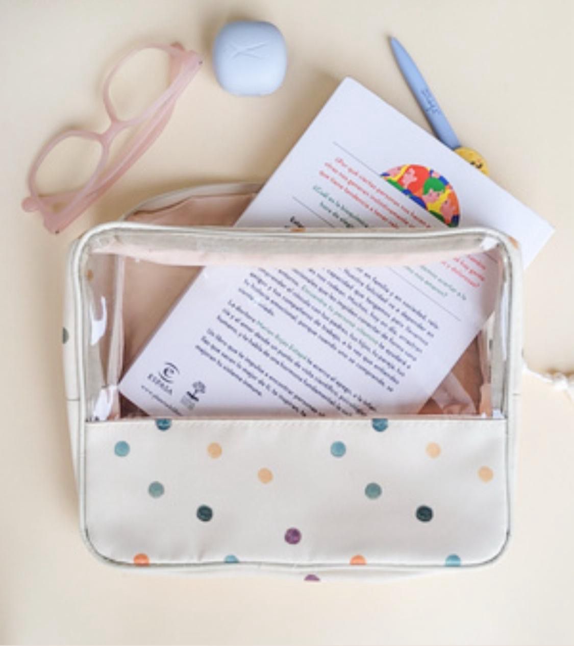 Organizador multiuso con plástico