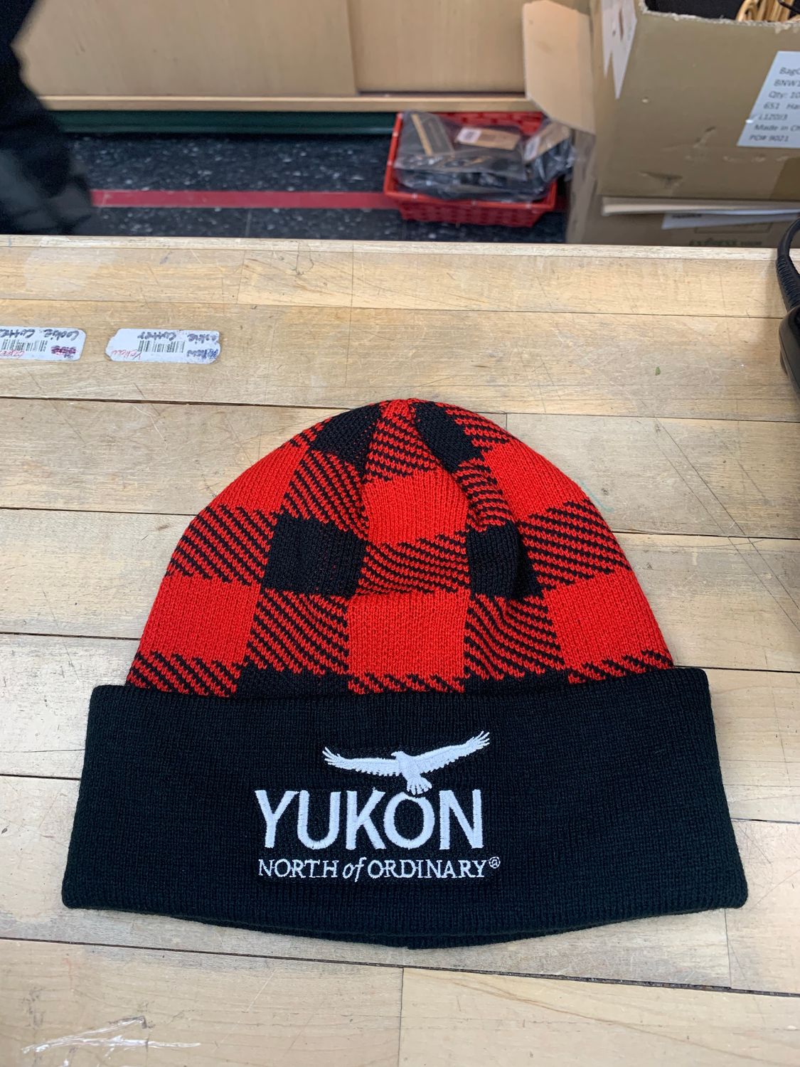 Plaid Canada- Cuff Toque - YNO