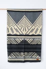 Mountain Flakes Blanket - Queen - Summit Ridge - Heartprint Threads