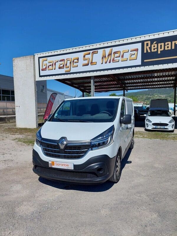 RENAULT TRAFIC CONFORT DCI 145 CH