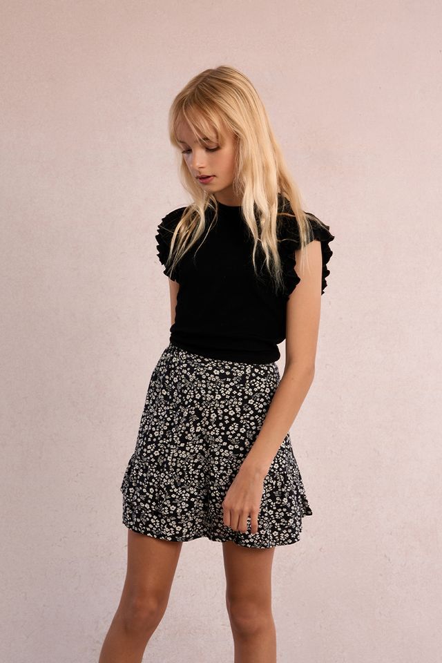 MB Black Ruffle Sleeve Knit Top