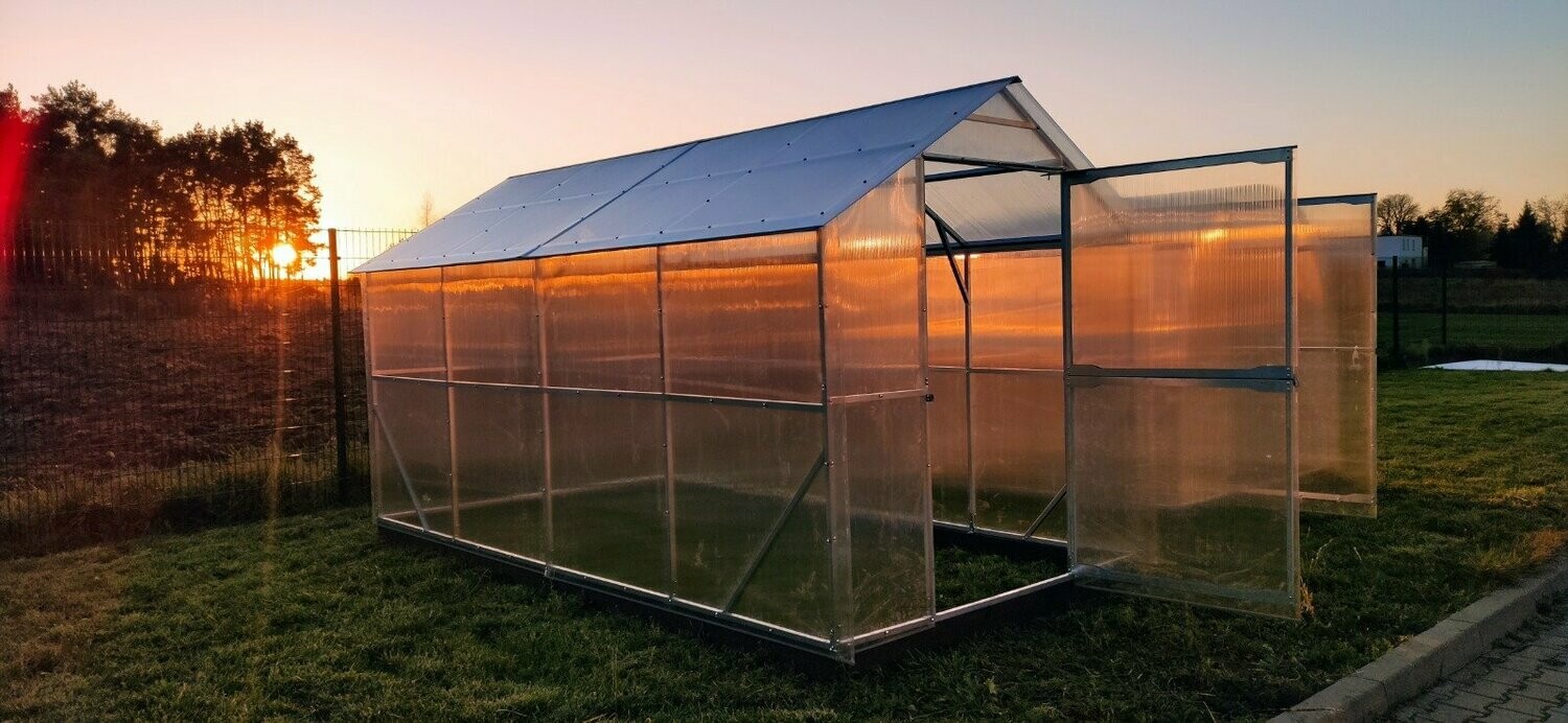 Gewächshaus ZEFIR   Polycarbonat 2,1x4 m Wandstärke 4mm