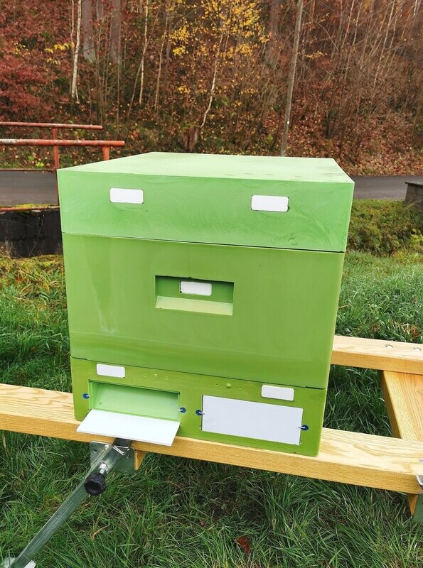 Bee-Shopping PUR Polyurethanbeute Ablegerkasten 10er Zander Imkereibedarf Bee-Shopping PUR Polyurethanbeute Ablegerkasten 10er Zander Imkereibedarf