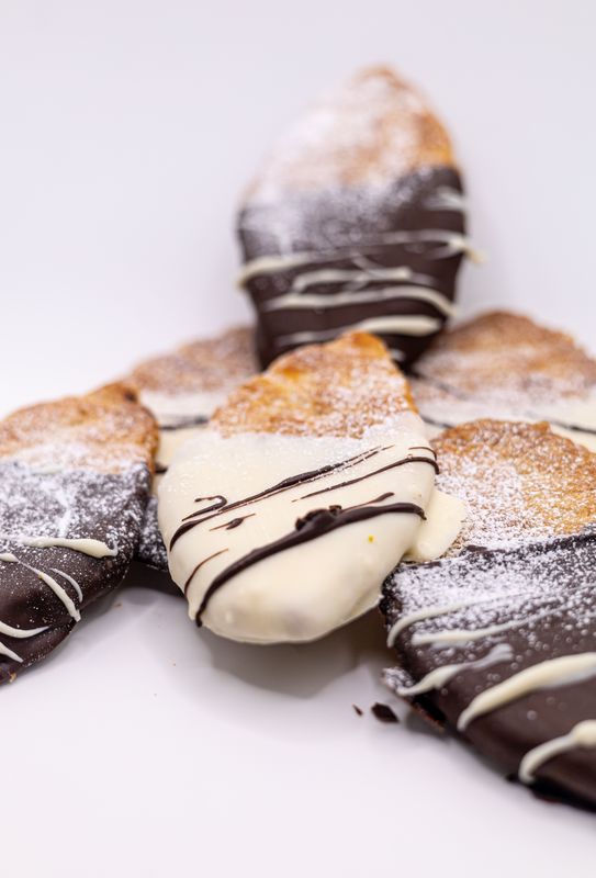FLAT CROISSANTS