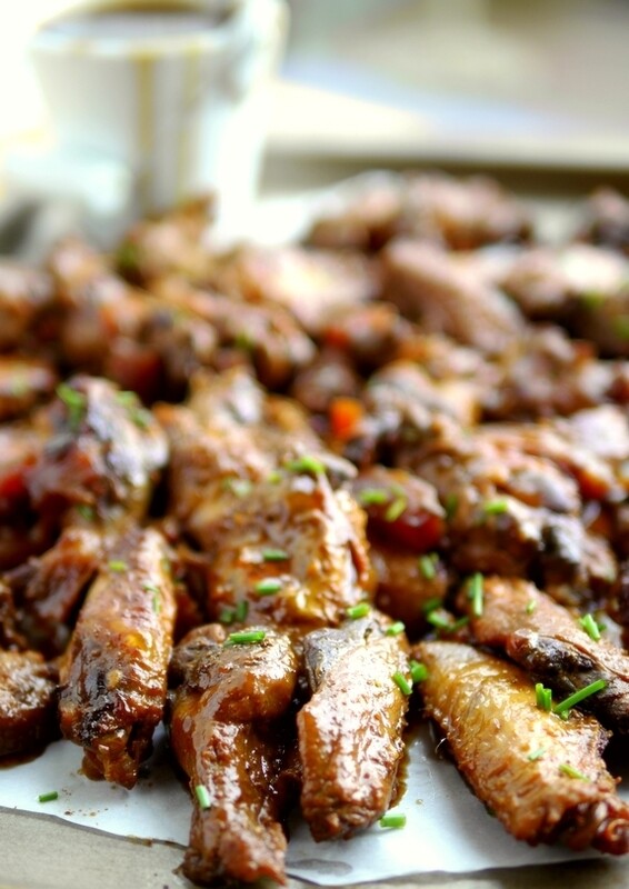 Smokin&#39; Summer Hickory Smoked Honey Pineapple BBQ Chicken Wings