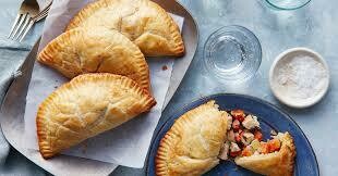 Puffed Pastry Savory American Creamy Chicken Pot Pies - 6 Hand Held&#39;s or 4 Pot Pie&#39;s