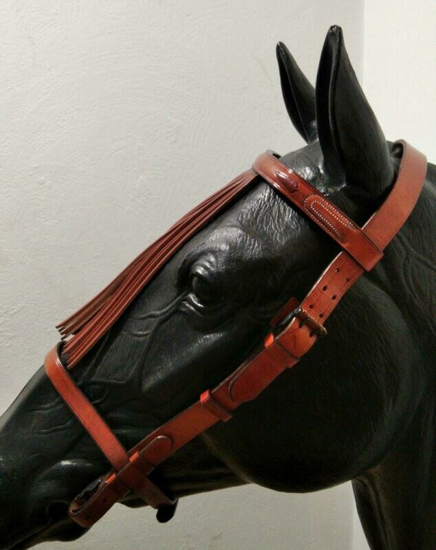 Cabezada vaquera con piña cosida