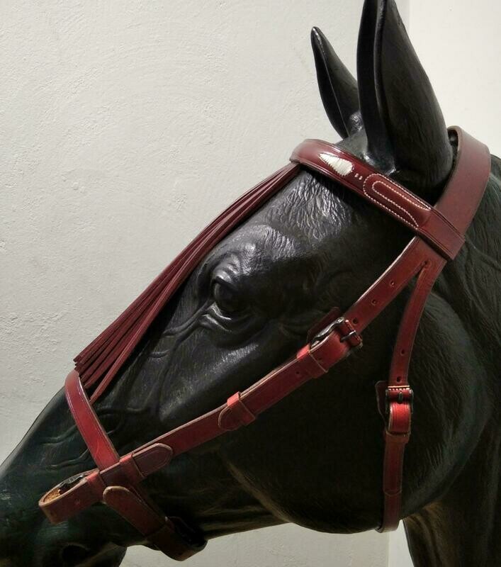 Cabezada vaquera con hebilla de fragua