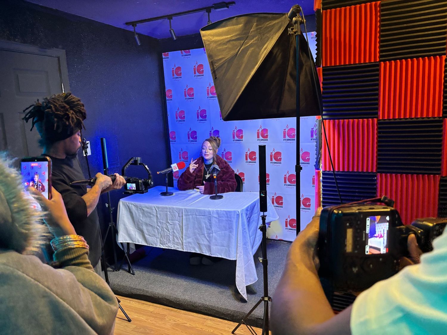 Live on KodeSe7en Live on KodeSe7en