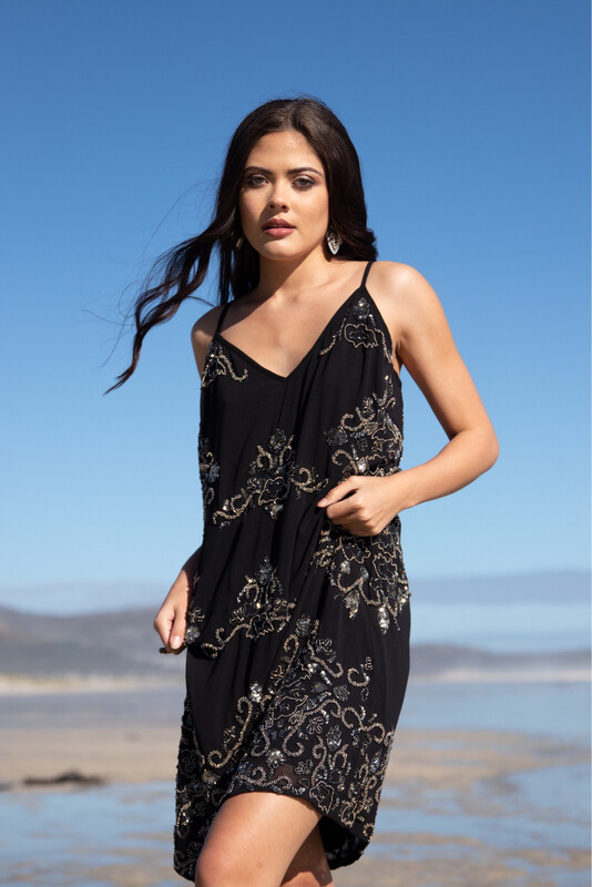 Delicate Black Fully Beaded Knee-length Dress