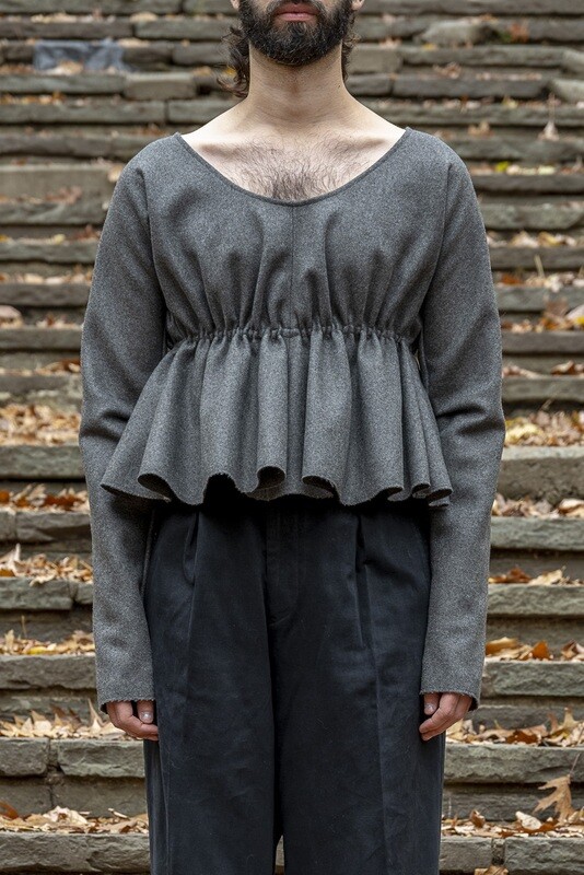 wool felt shortgown, dark grey melange