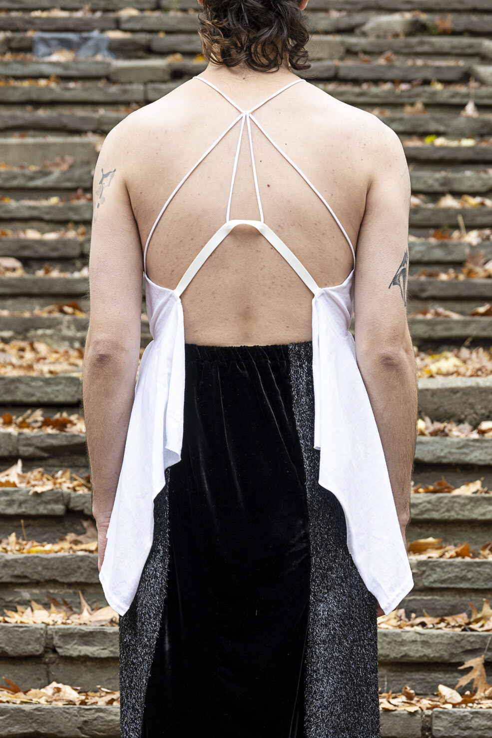 backless halter peplum tee, white