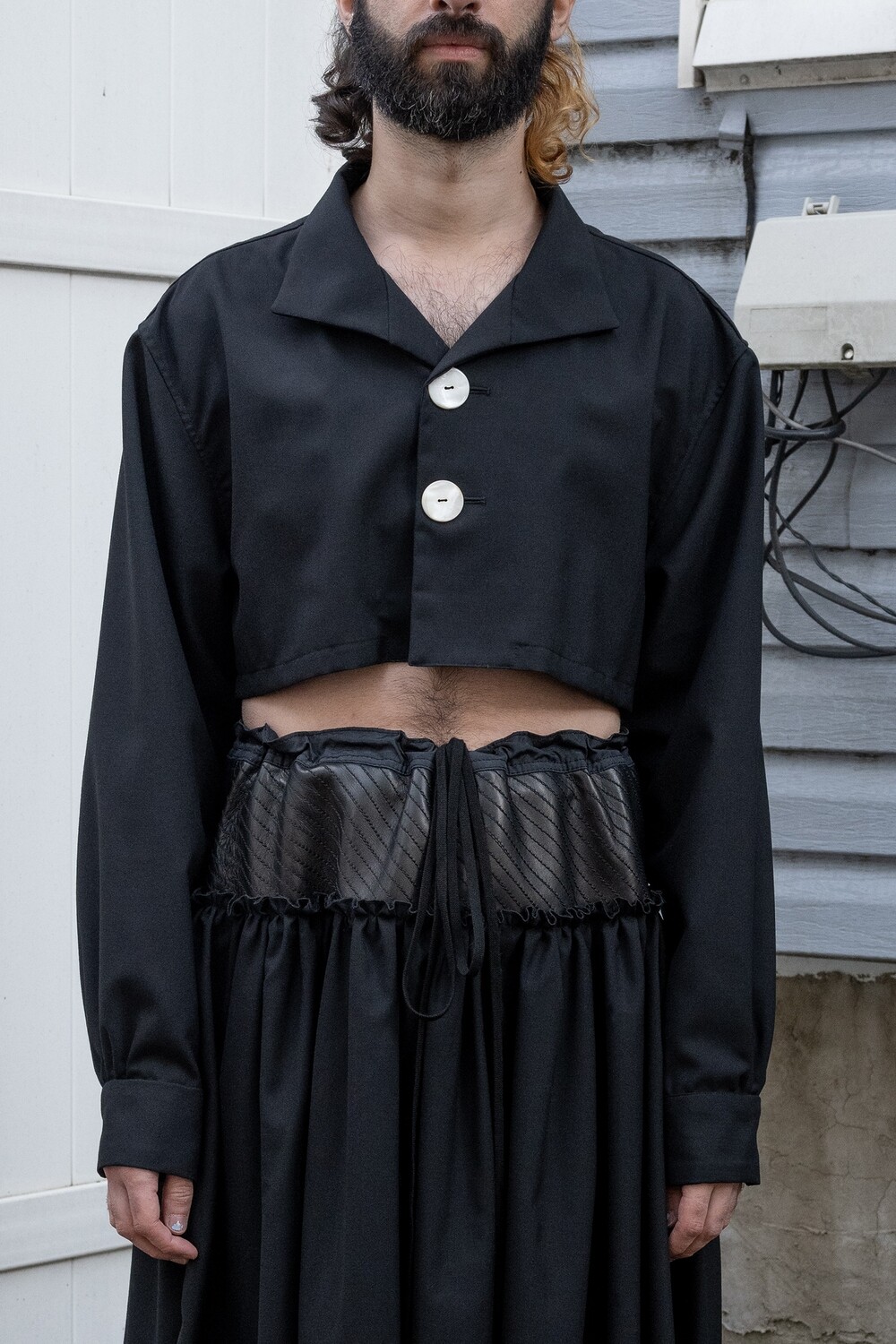 wool cropped shirt, black