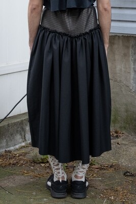 wool gathered skirt, black