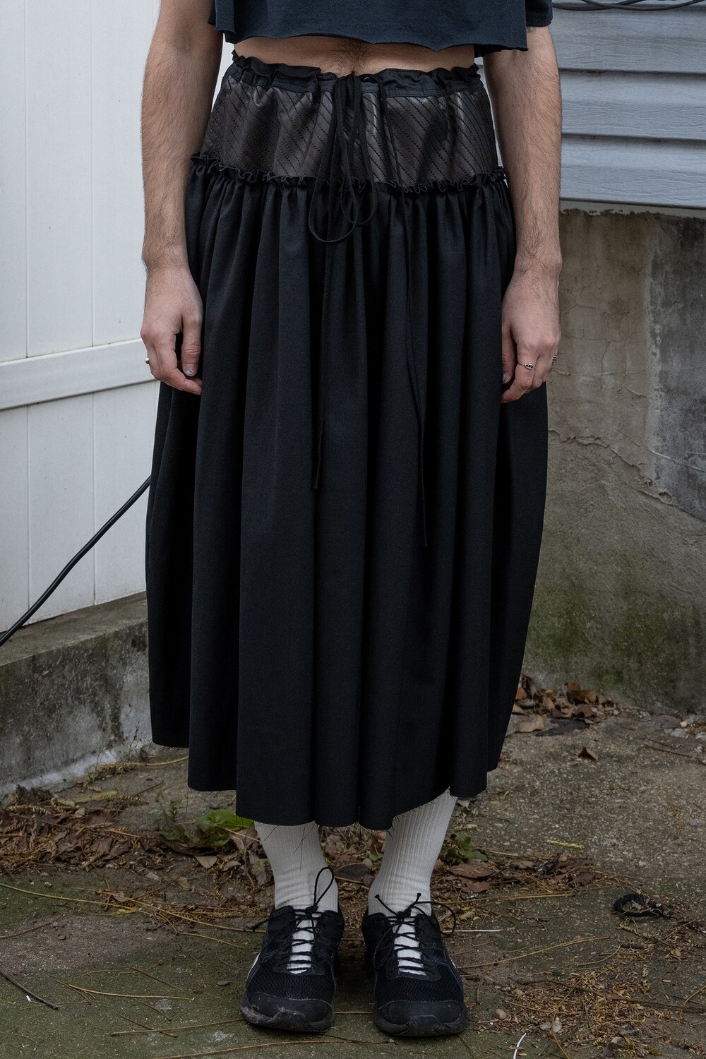 wool gathered skirt, black