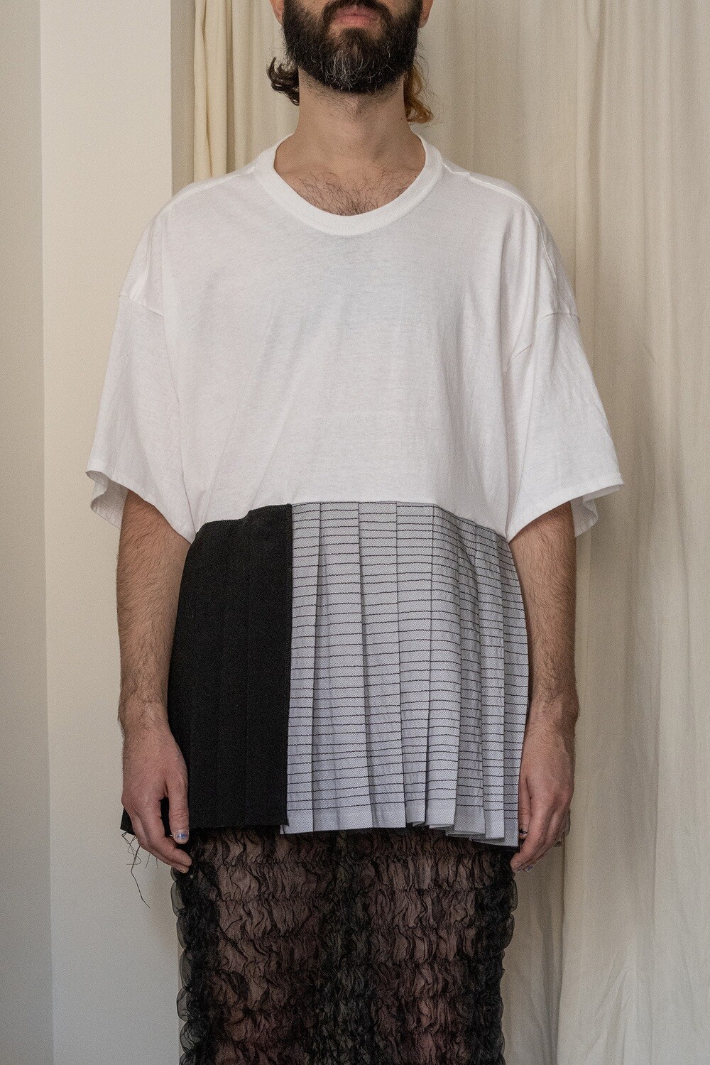 pleated trapunto tulle tee, white/black