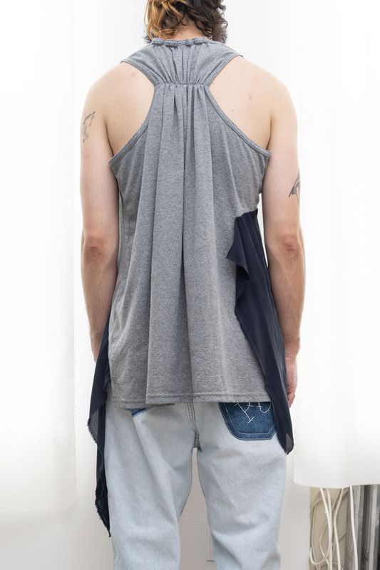 sleeveless rectangle tee, grey/navy