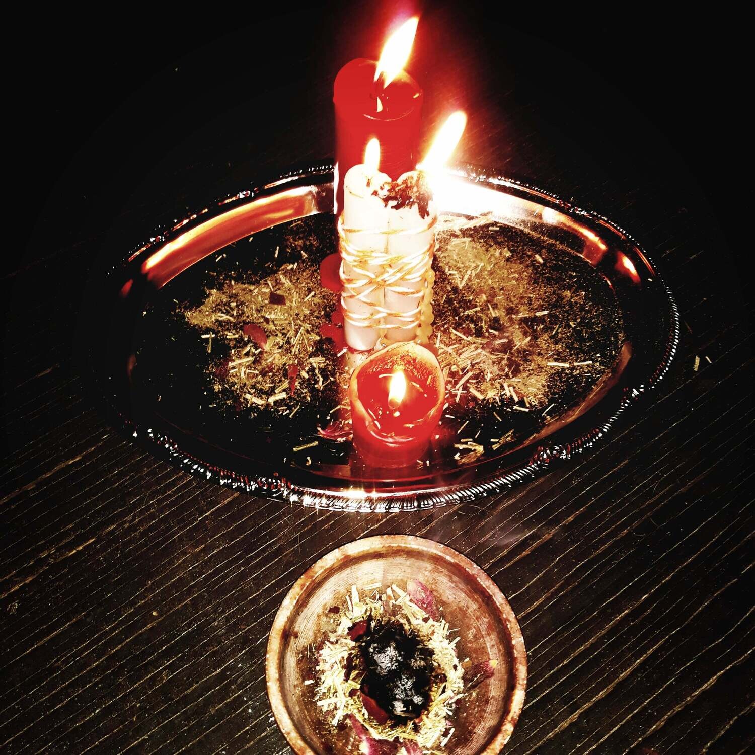 Love binding candle spell