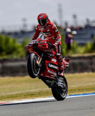 Panneau décoration Pilote italien moto , Pecco Bagnaia