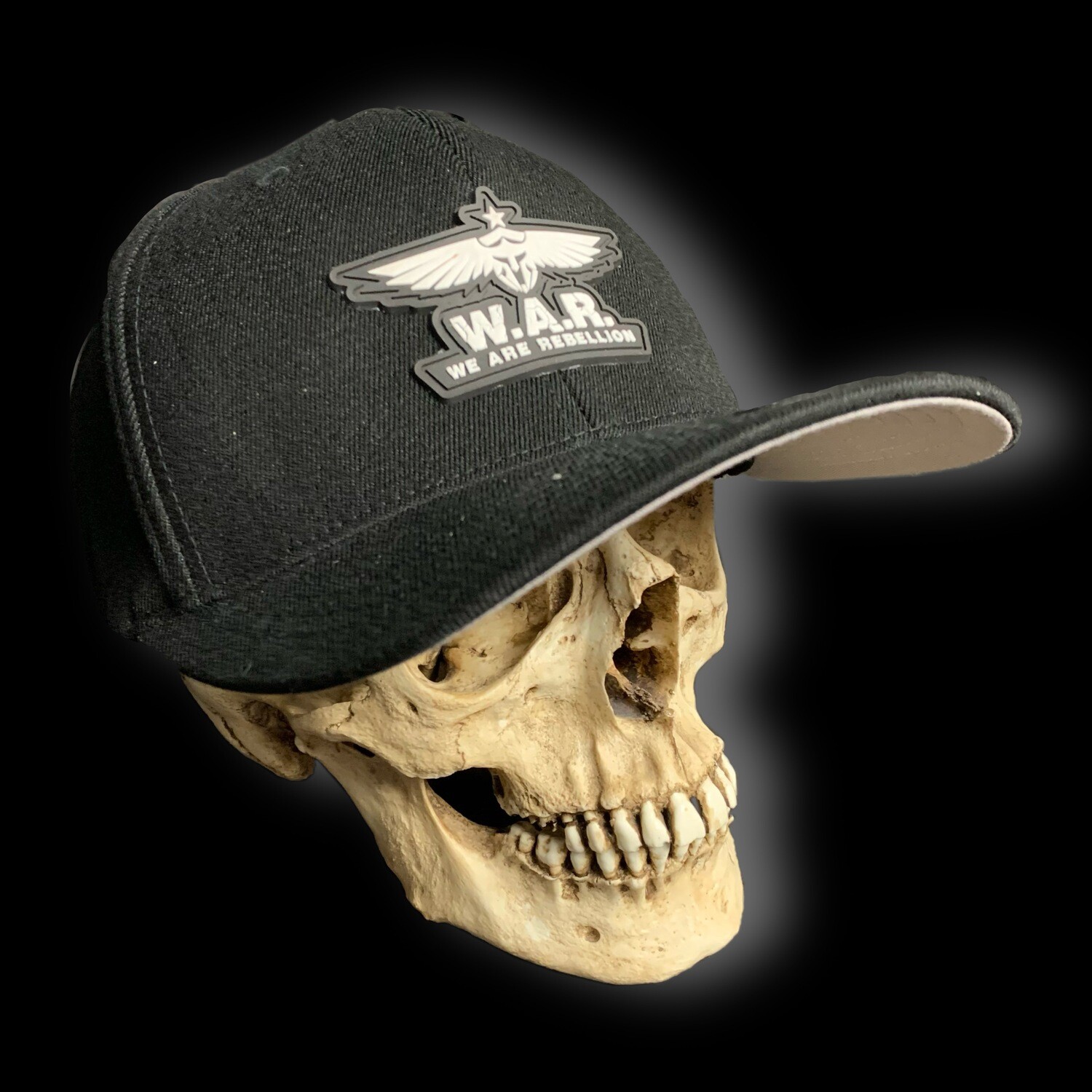 Flex-Fit-Rogue Badge-Black