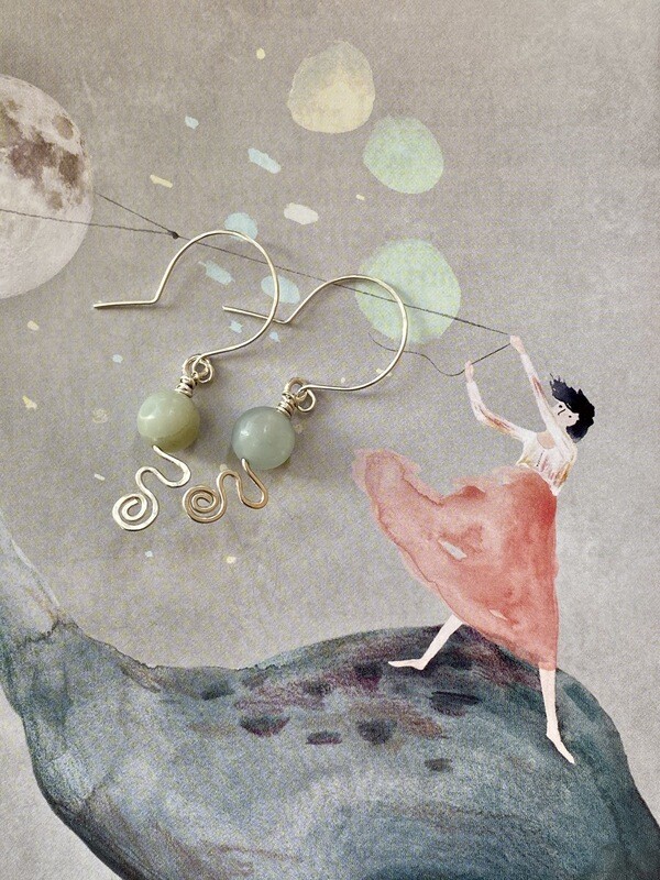 Foam swirl earrings