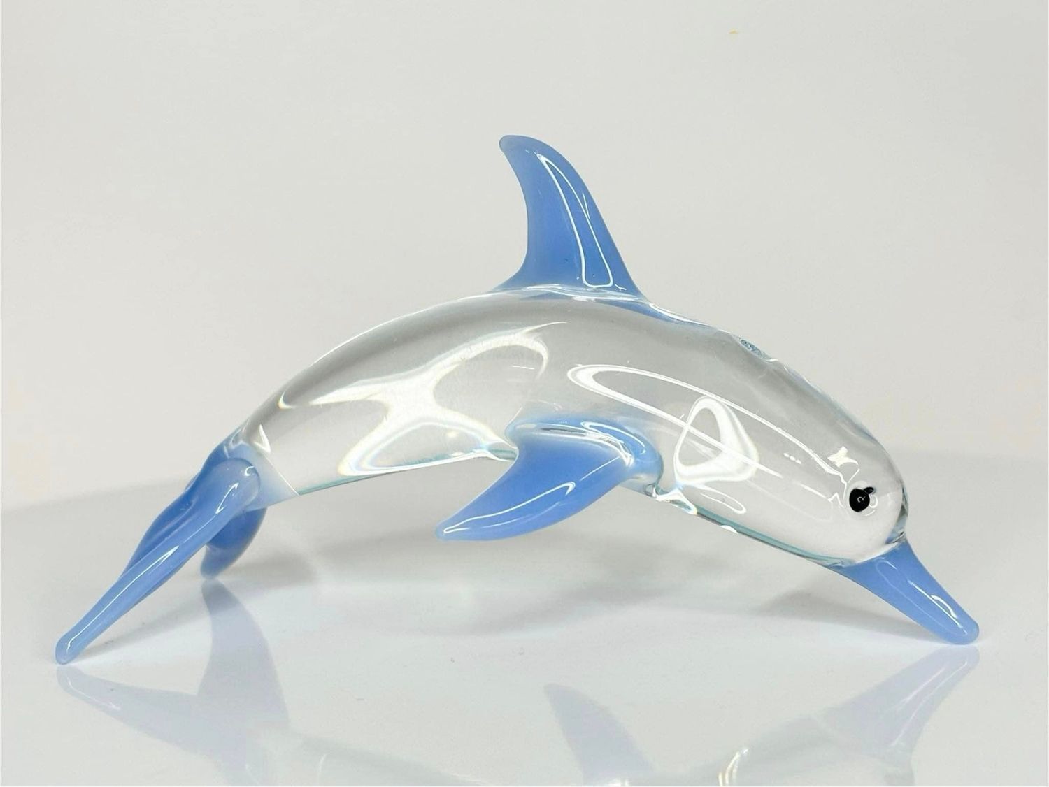 🐬 Blue Horizon 🐬 Handmade Borosilicate Glass Dolphin Sculpture – Clear with Light Blue Fins &amp; Tail