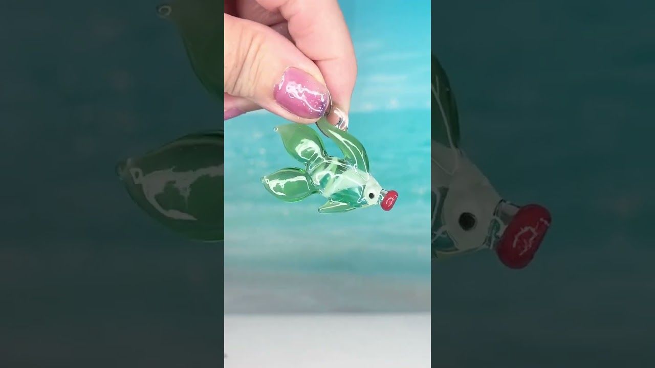 🐠 Lucky Kissie Wishie Fishie 🐠 Handmade Borosilicate Glass Fish Pendant