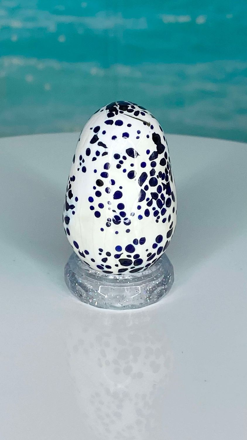 🥚 Blue Speckled Egg 🥚 Handmade Borosilicate Egg with clear acrylic base