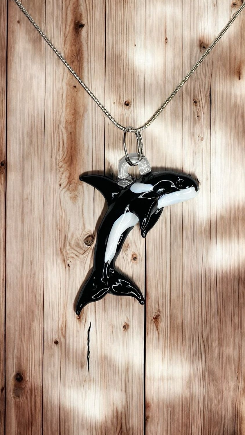 🐳 Onyx Wave Whisperer 🐳