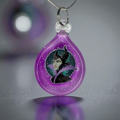 🧛 Maleficent 🦇  Handmade Borosilicate Glass UV Reactive, Glow in the dark