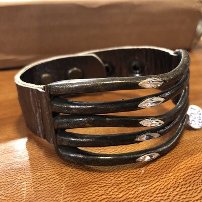 REB 5217 grey metallic/ blk diamond bracelet