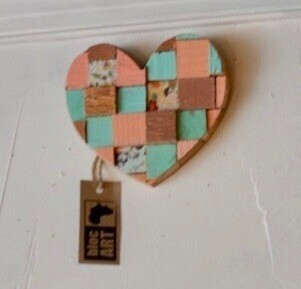 BA sm peach/teal heart