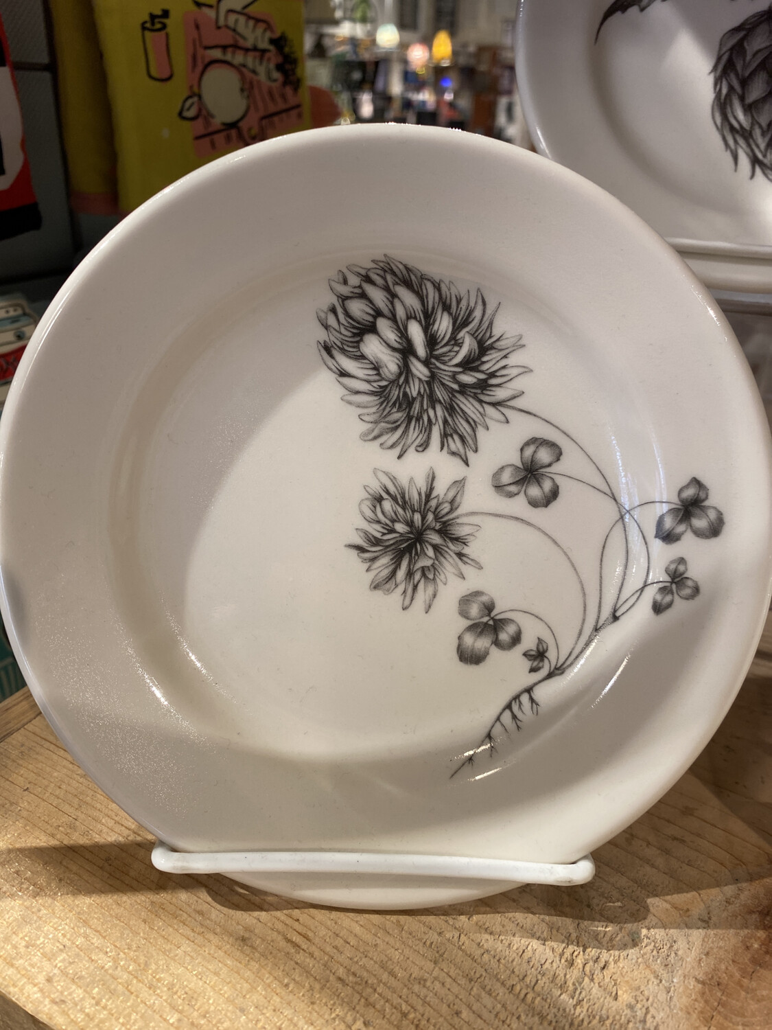 LZ clover buds bread plate