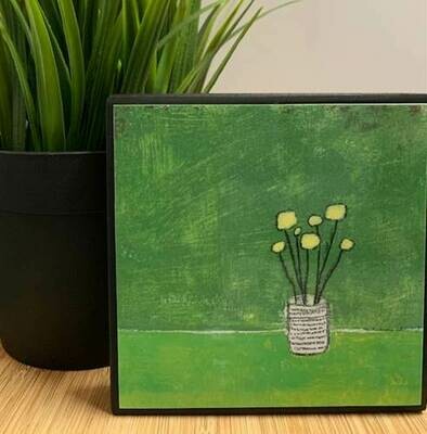 Green Vase 4x4 Green Vase 4x4