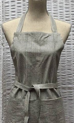 Apron Striped Black and Natural