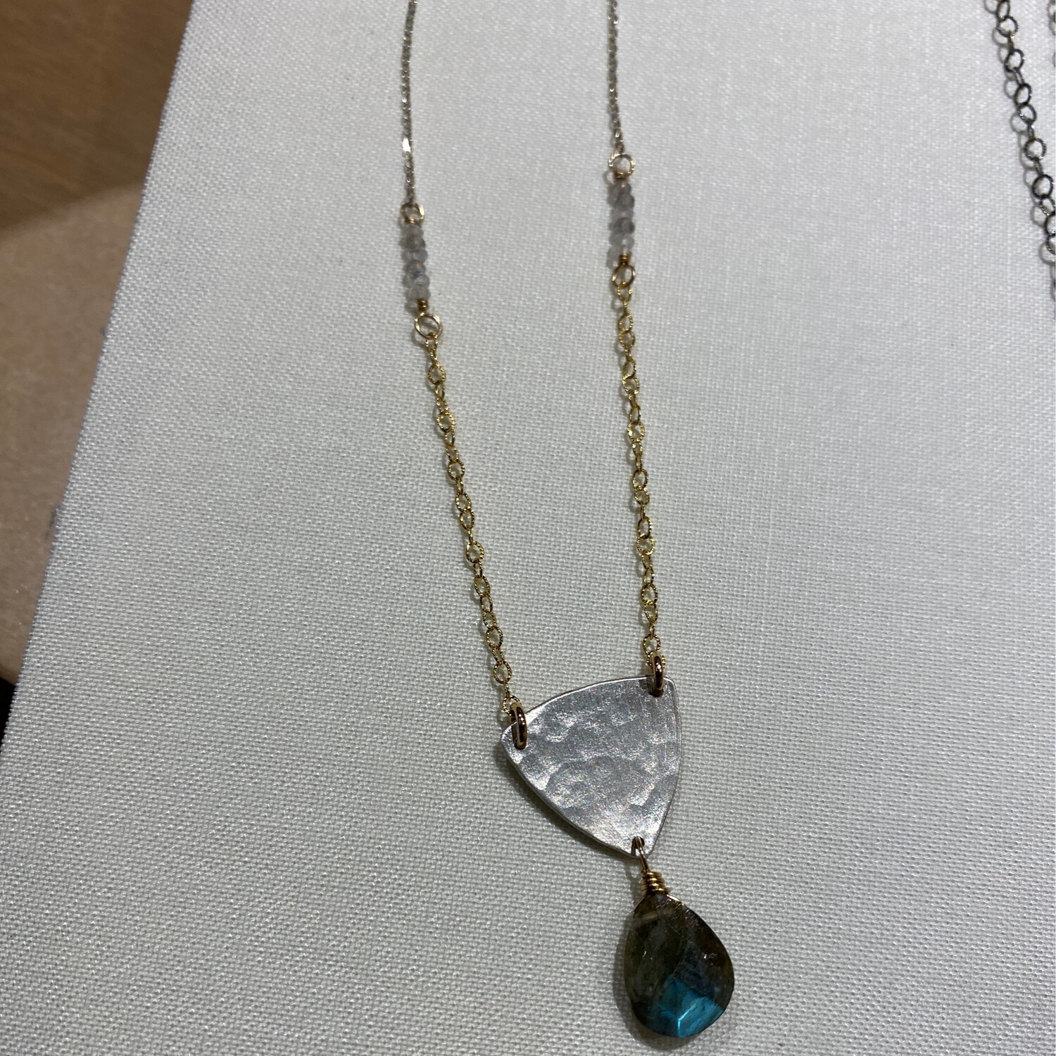 N8277 Labradorite Moonstone SS/GF Necklace